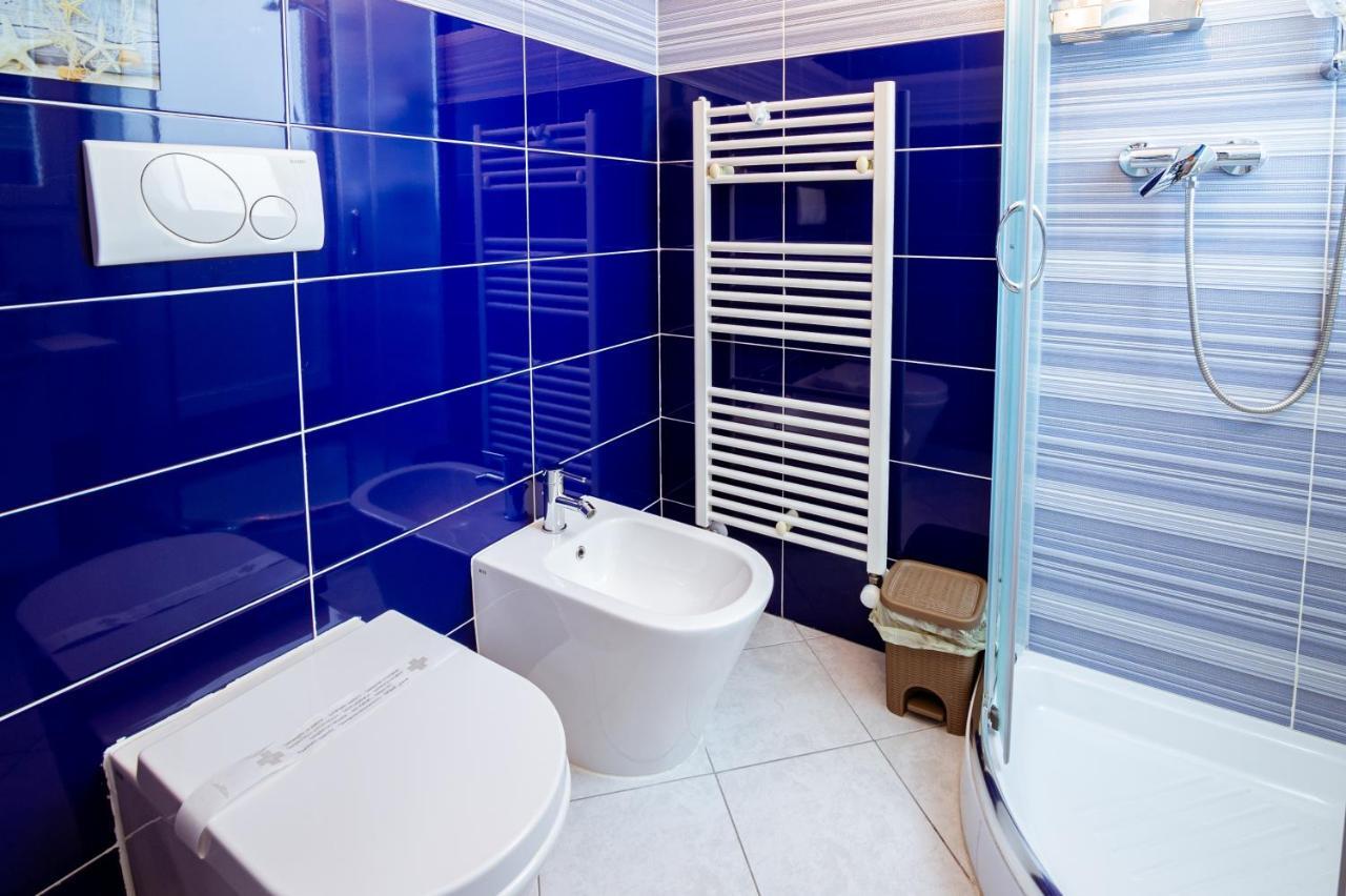 "6 In Centro" Guest House San Remo Buitenkant foto